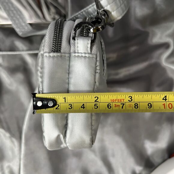 LUG Quilted Coupe SE‎ Convertible Crossbody Waist Belt Bag Purse Silver Summer - Picture 11 of 16